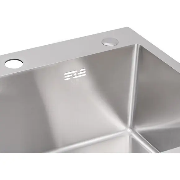 Мойка для кухни Lidz Handmade H5045 Brushed Steel LDH5045BRU3538347517 (50x45 см, брашированная сталь, 3.0/1.0 мм, с корзиной, сифоном и дозатором), Доступные размеры: 50 x 45, Цвет производителя: брашированная нержавеющая сталь, Тип поверхности: brash (брашированная, матовая), фото 6