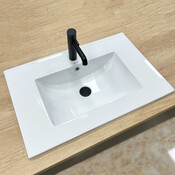 Умывальник VBI Ferrara 70 White VBI-018013 (71x46 см, с крылом), Доступные размеры: 71 x 46, Цвет производителя: белый, фото 