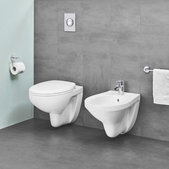 Безободковый подвесной унитаз Grohe Bau Ceramic 39427000+39493000 (с сиденьем микролифт), фото 3