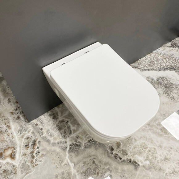 Безободковый подвесной унитаз VBI Lido White VBI-020500 (с сиденьем), фото 3
