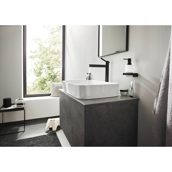 Дозатор для жидкого мыла Hansgrohe AddStoris Black Matt 41745670 (черный матовый, настенный), Цвет производителя: черный матовый, фото 2