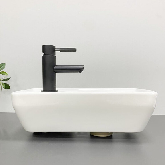 Умывальник VBI Jesi R White VBI-015613 (41x22 см, правый), Доступные размеры: 41 x 22 R, Цвет производителя: белый, фото 2