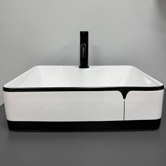 Умивальник VBI Forli Black Lined VBI-011108 (48x37 см, білий глянсовий із чорним бортиком), Доступні розміри: 48 x 37, Колір виробника: білий глянець, чорний бортик, фото , изображение 3