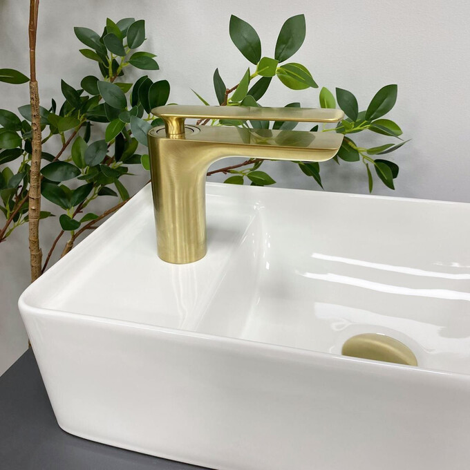 Умывальник VBI Lecco White VBI-015603 (43x27 см), фото 4