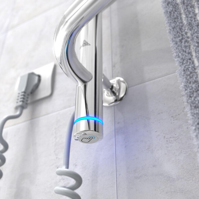 Электрический полотенцесушитель Laris Еврофлеш П6 S3 73207828 (400x700, хром/белый/черный/золото/бронза, левый, сенсорный, с программатором), Подключение полотенцесушителя: левое, фото 2