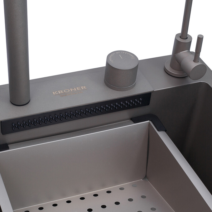 Кухонная мойка со смесителем и краном Kroner KRP Schwarze Grey Matt Schwarze-SET7545NGPVD (75x46 см, 3.0/0.8 мм, с доской, двумя коландероми, ополаскивателем для стаканов, дозатором и сифоном), фото 6