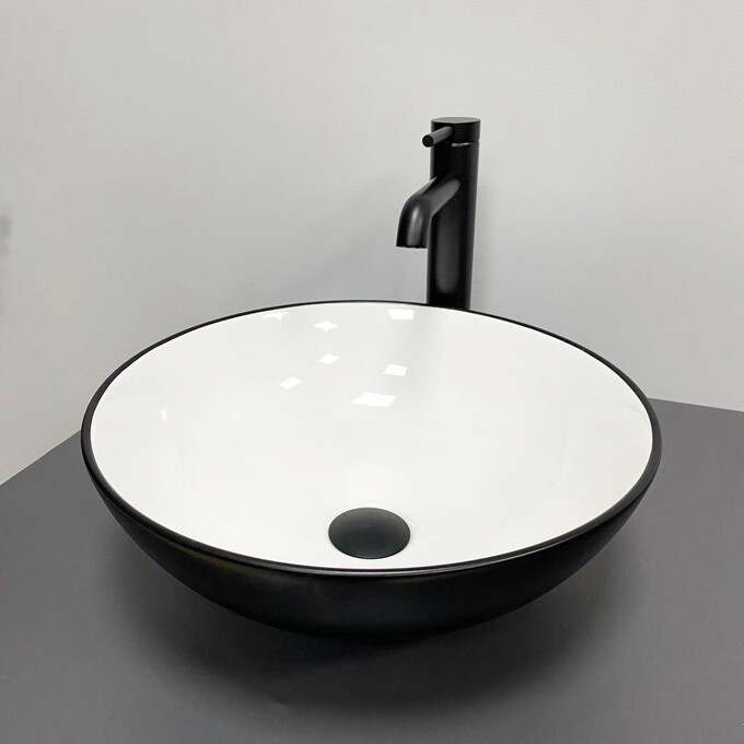 Умивальник VBI Amalfi Black/White VBI-013401 (40 см, чорний матовий/білий глянсовий, чаша), Доступні розміри: 39 x 39, Колір виробника: чорний матовий, білий глянсовий, фото 
