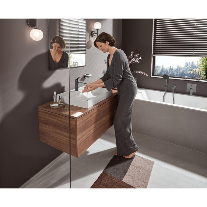Смеситель для умывальника Hansgrohe Vivenis 110 CoolStart Brushed Black Chrome 75023340 (брашированный черный хром, с каскадным изливом и с донным клапаном), Цвет производителя: брашированный черный хром, фото 3